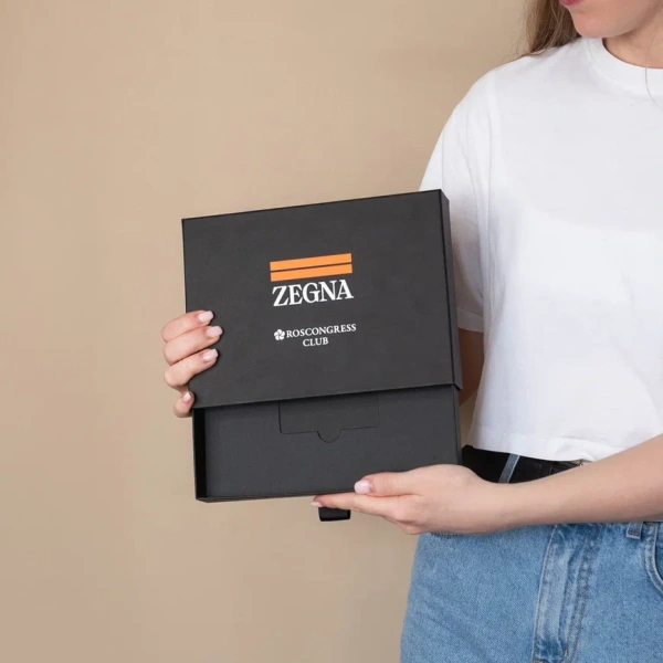  Фотография коробка-пенал с ложементом для zegna